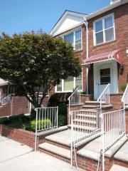 165 92nd St, Brooklyn, NY 11212-1447