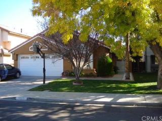 1923 Driftwood Ct, Perris, CA 92571-3843