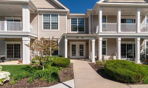 2612 Bennington Dr, Fishkill, NY 12524-4964