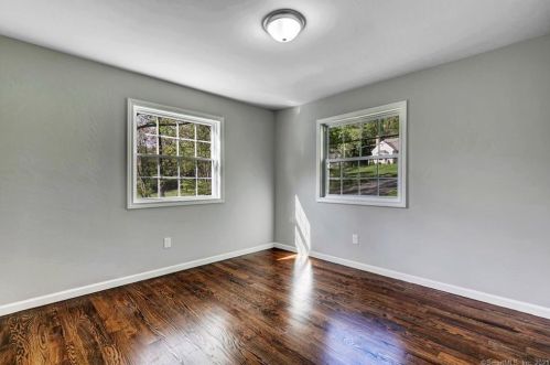40 Rockwell Rd, Bethel CT  06801-1607 exterior