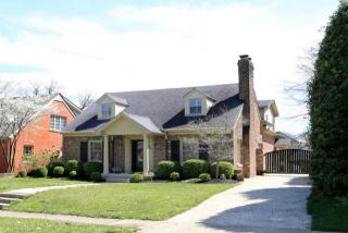 356 Queensway Dr, Lexington, KY 40502-1007