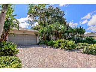 3313 San Carlos St, Clearwater, FL 33759-3336