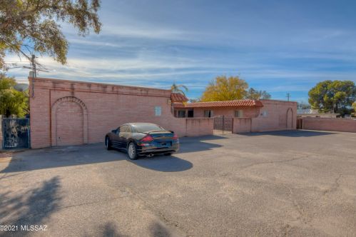 4716 4th St, Tucson AZ  85711-2104 exterior