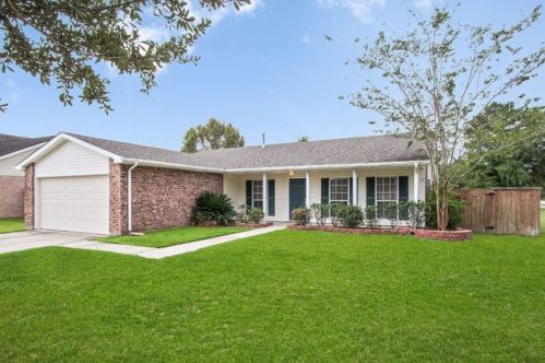 98 Riviera Dr, Slidell, LA 70460-5150