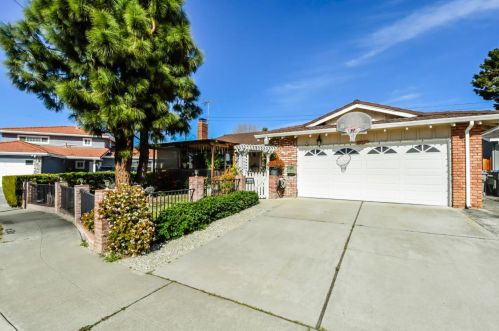 1470 Caliente Way, San Jose, CA 95132-2215