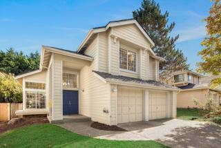 3546 252nd Pl, Bellevue WA  98029-5770 exterior