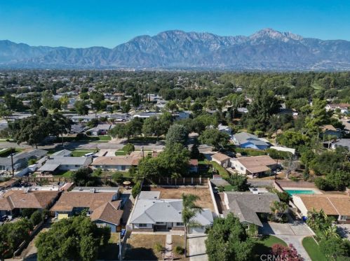 1445 Anita St, Upland, CA 91786-2815