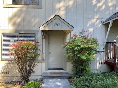 316 Auburn St, San Rafael, CA 94901-5210