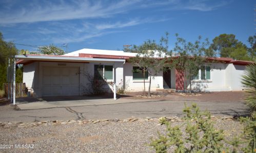 5601 Linden St, Tucson, AZ 85712-3719