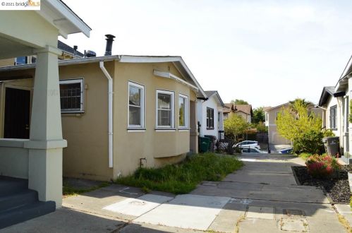 1080 16th St, Oakland, CA 94607-2832