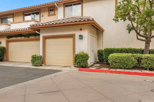 605 Solvay Aisle, Irvine, CA 92606-0833