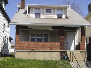 725 Fordham Ave, Pittsburgh PA  15226-2119 exterior