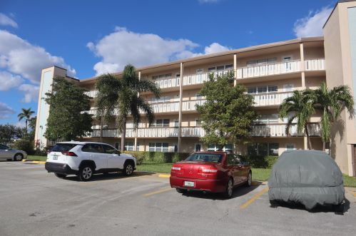 304 Southampton A, West Palm Beach, FL 33417-2340