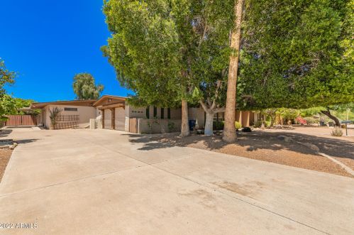 2054 Hale St, Mesa, AZ 85213-4009