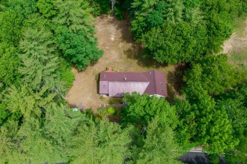 241 Chester Rd, Fremont, NH 03044-3312