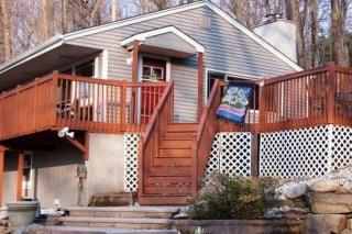 19 Summit Ter, Sparta, NJ 07871-1413