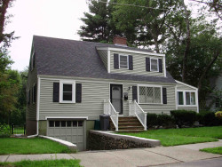 22 Heatherland Rd, Newton, MA 02461-2111