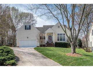 3218 Arbor Pointe Dr, Charlotte NC  28210-7993 exterior