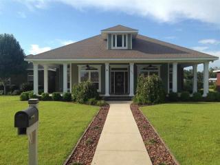 2932 Sundance Ln, Cantonment, FL 32533-9601