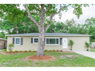 935 Bonnie Dr, Lakeland FL  33803-1903 exterior