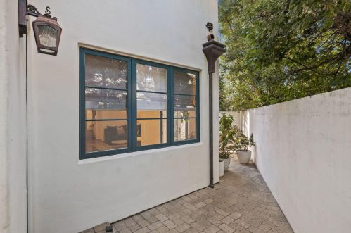 4384 Modoc Rd, Santa Barbara CA  93110-1836 exterior