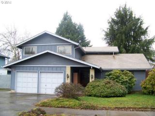 616 71st St, Springfield, OR 97478-7222