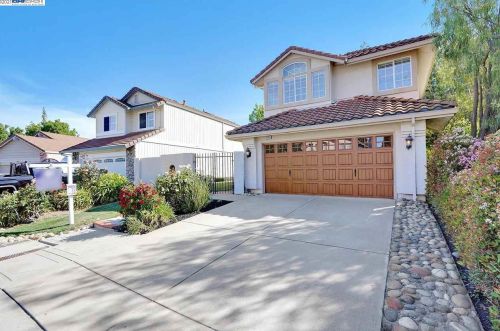 680 Loyola Way, Livermore, CA 94550-7268