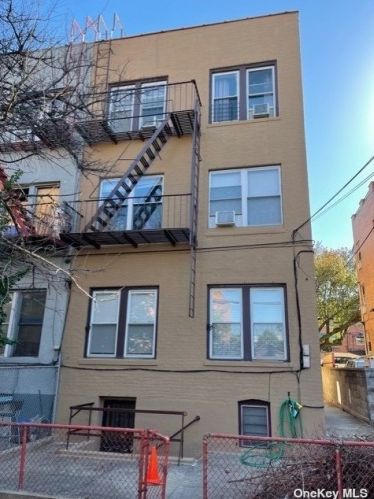 24-18 43rd St, Long Island City, NY 11103