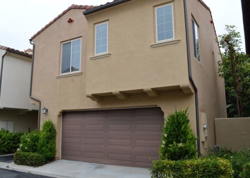 52 Pathway, Irvine, CA 92618-8807