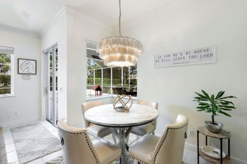 2142 Imperial Cir, Naples FL  34110-1037 exterior