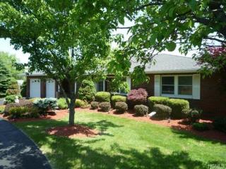 58 Murray Dr, Chester, NY 10918-2407