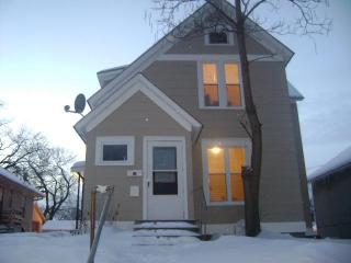 3215 Fremont Ave, Minneapolis, MN 55408-3531