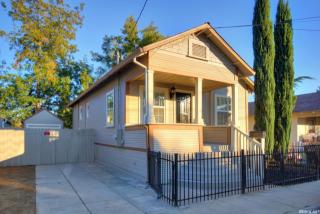 3027 44th St, Sacramento, CA 95817-3735