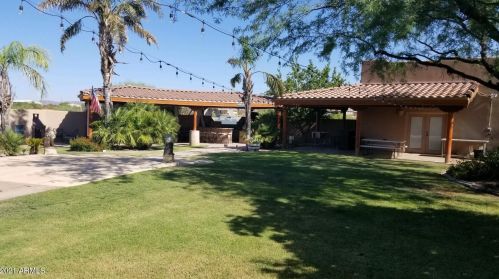 37216 15th Ave, Phoenix, AZ 85086-9500