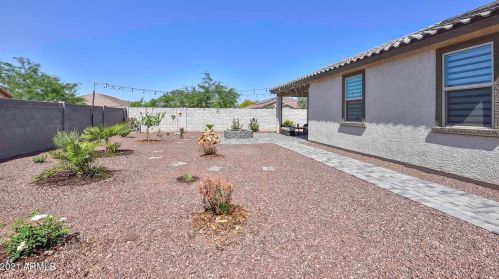 17193 Straight Arrow Ln, Sun City AZ  85387 exterior