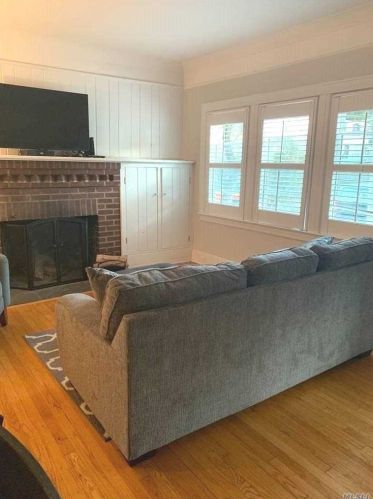 46 Orchard St, Muttontown NY  11771-2294 exterior