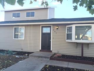261 Cherry St, Bennett, CO 80102-8615