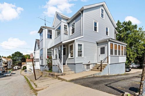 40 Paradis Ave, Woonsocket, RI 02895-4607