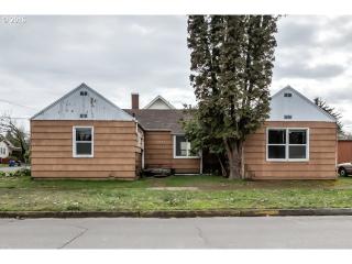 1426 Ruge St, Salem, OR 97304-4626