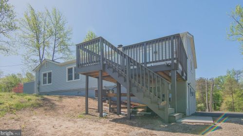 19214 Mockingbird Heights Rd, Triangle VA  22172-2207 exterior