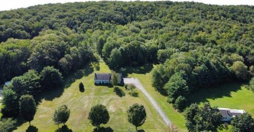 185 Crowley Rd, Lewiston, ME 04240-1502