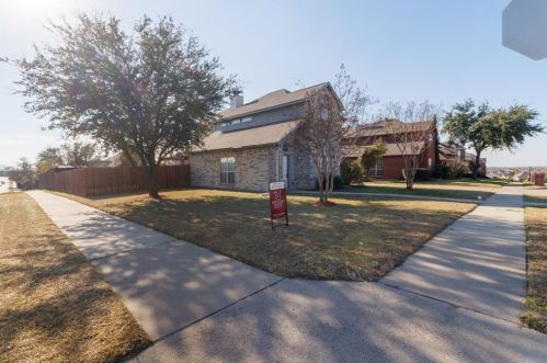 1301 Marken Ct, Carrollton, TX 75007-1106