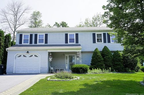 31 Tara Dr, Torrington, CT 06790-3006