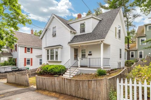 50 Hale St, Newton, MA 02464-1311