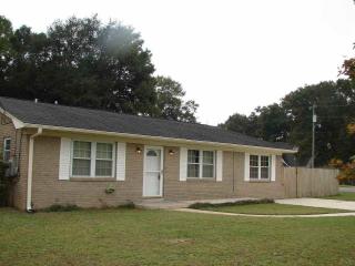 2385 Merle Cir, Pensacola FL  32526-1416 exterior