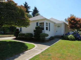 3905 114th Ave, Portland, OR 97220-1512