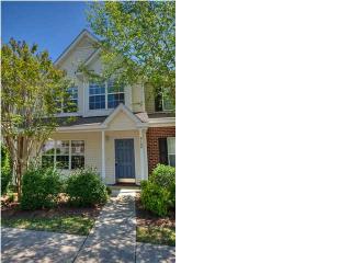 8108 Shadow Oak Dr, Charleston, SC 29406-9577