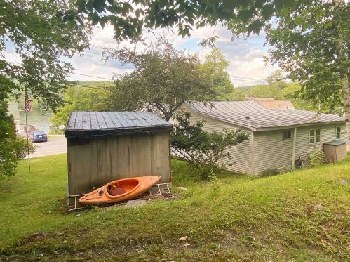 8 Nh Route 4a, Enfield, NH 03748-3003