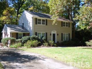 1013 Manchester Dr, Raleigh, NC 27609-5152