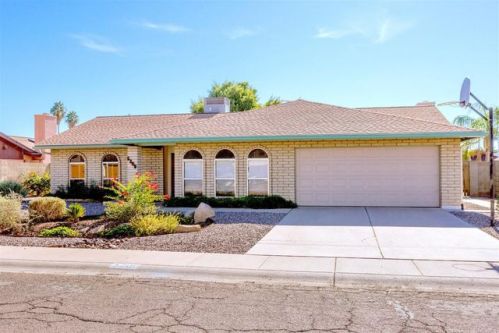 5209 Surrey Ave, Glendale, AZ 85304-1303